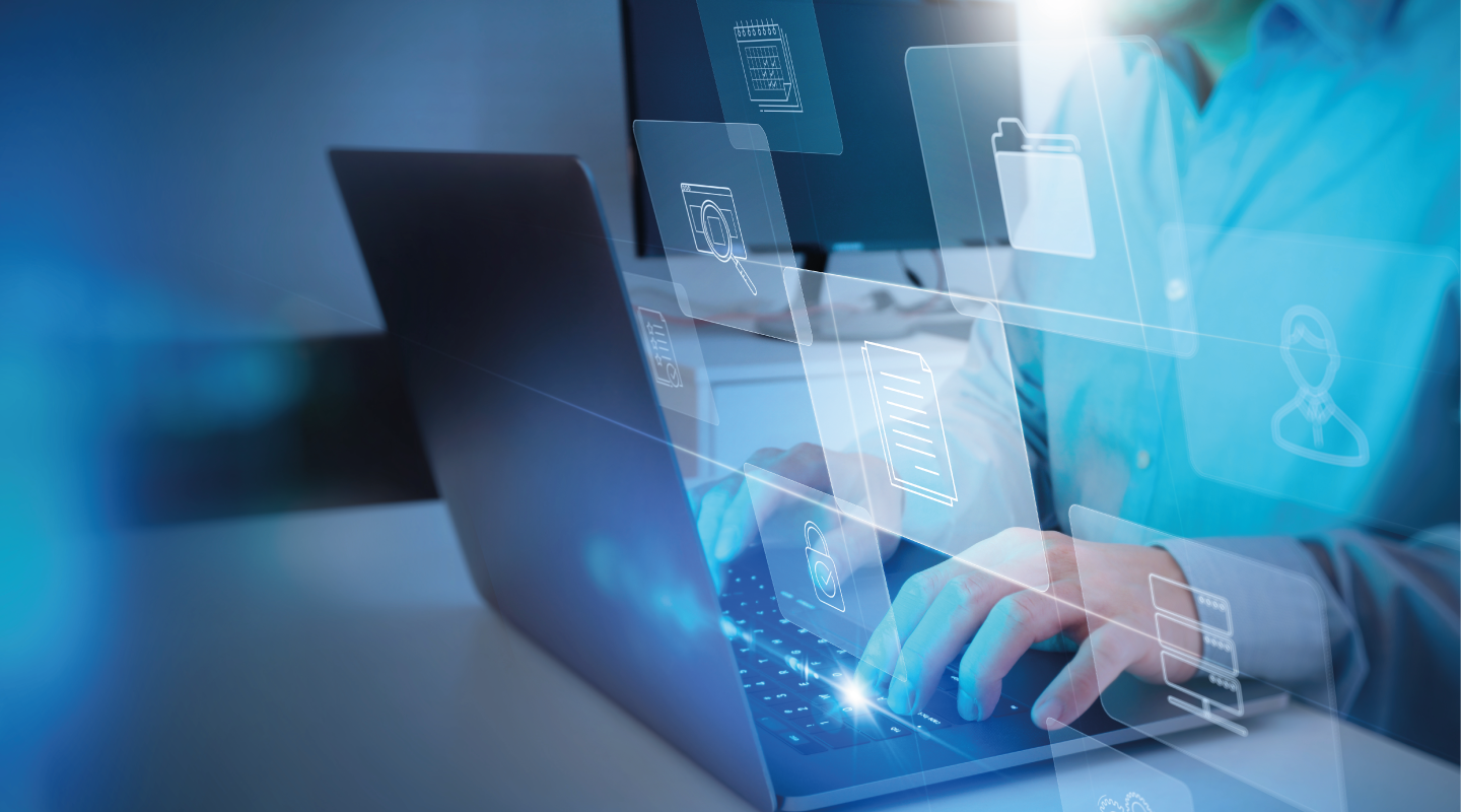 Profissional de marketing a recolher dados através do Google Tag Gateway